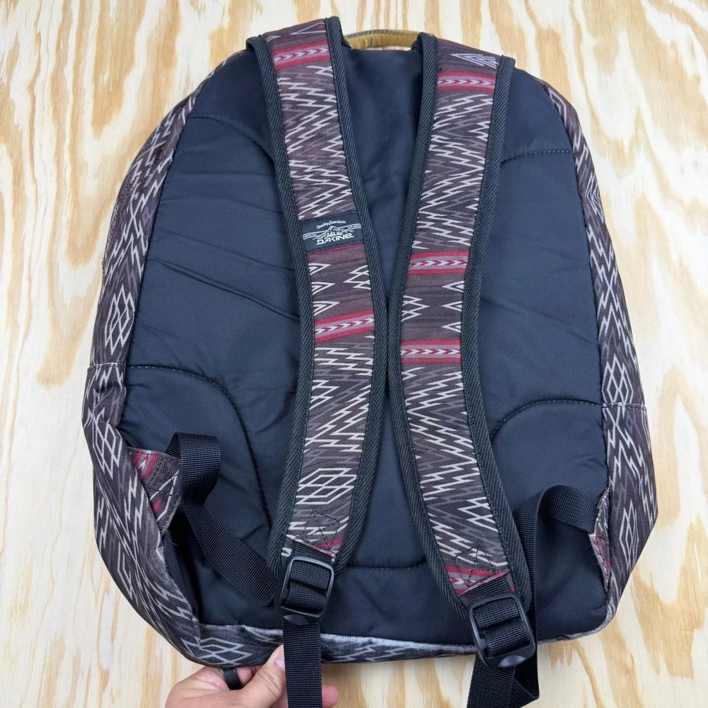 Dakine Southwestern Geometric Print Backpack‎ Brown Red Laptop Sleeve 18in